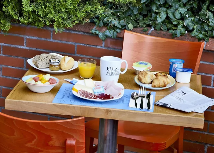 Ibis Styles Centre Canal Du Midi Hotel