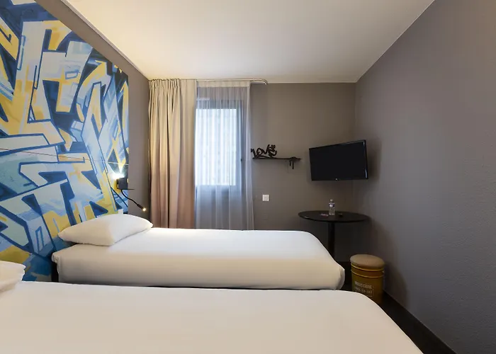 Ibis Styles Centre Canal Du Midi Hotel 3*