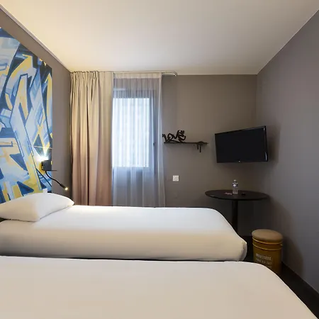 Ibis Styles Centre Canal Du Midi Otel 3*